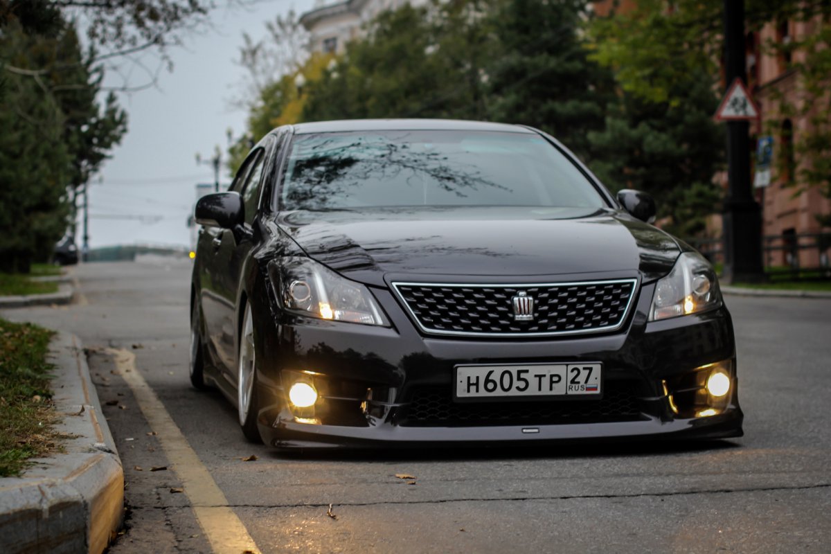 Тойота Crown athlete 2009