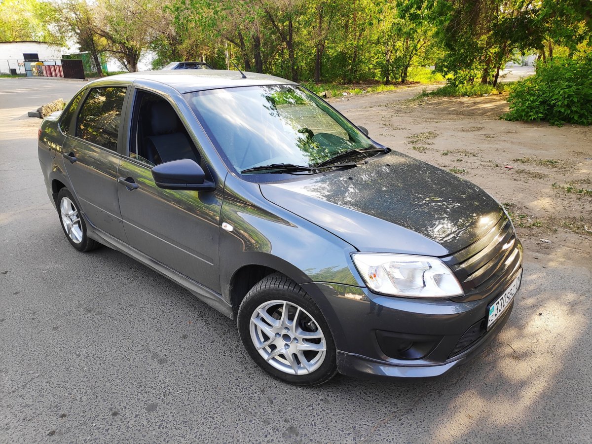 Лада Гранта цвет Борнео