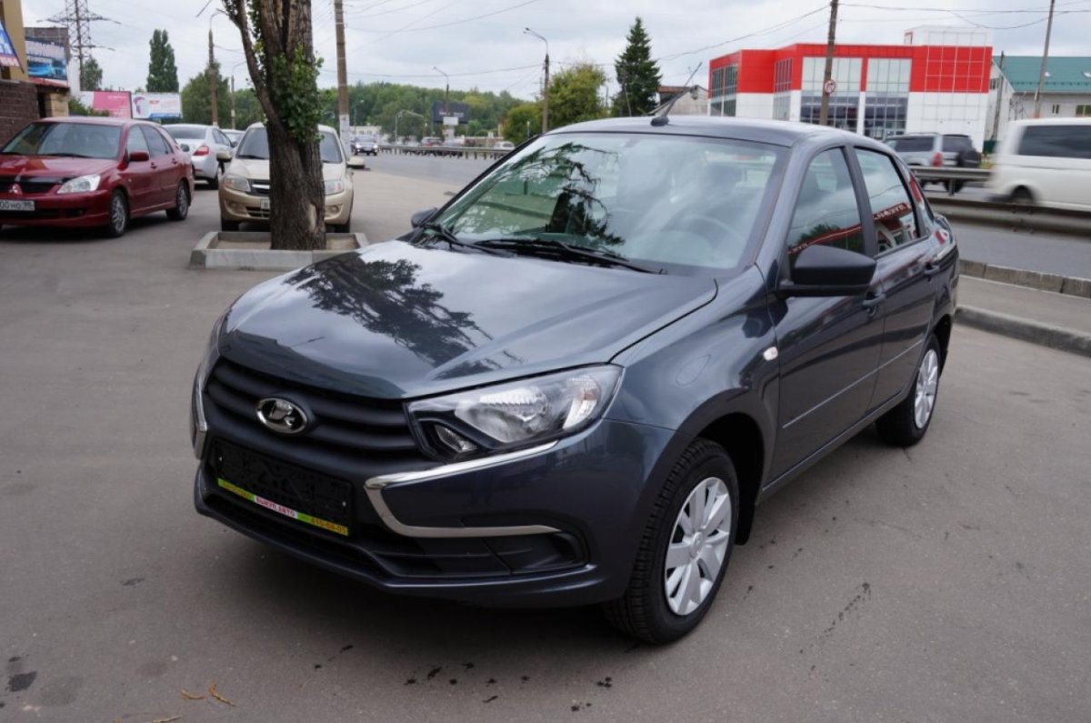 Лада Гранта лифтбек Борнео