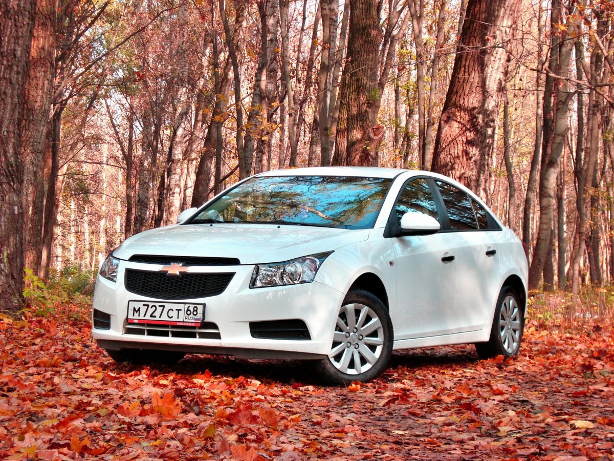 Chevrolet Cruze 2012 белый
