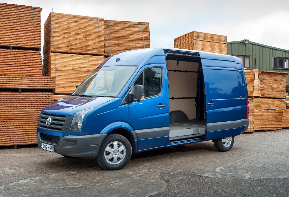 Фольксваген Крафтер грузовой тент