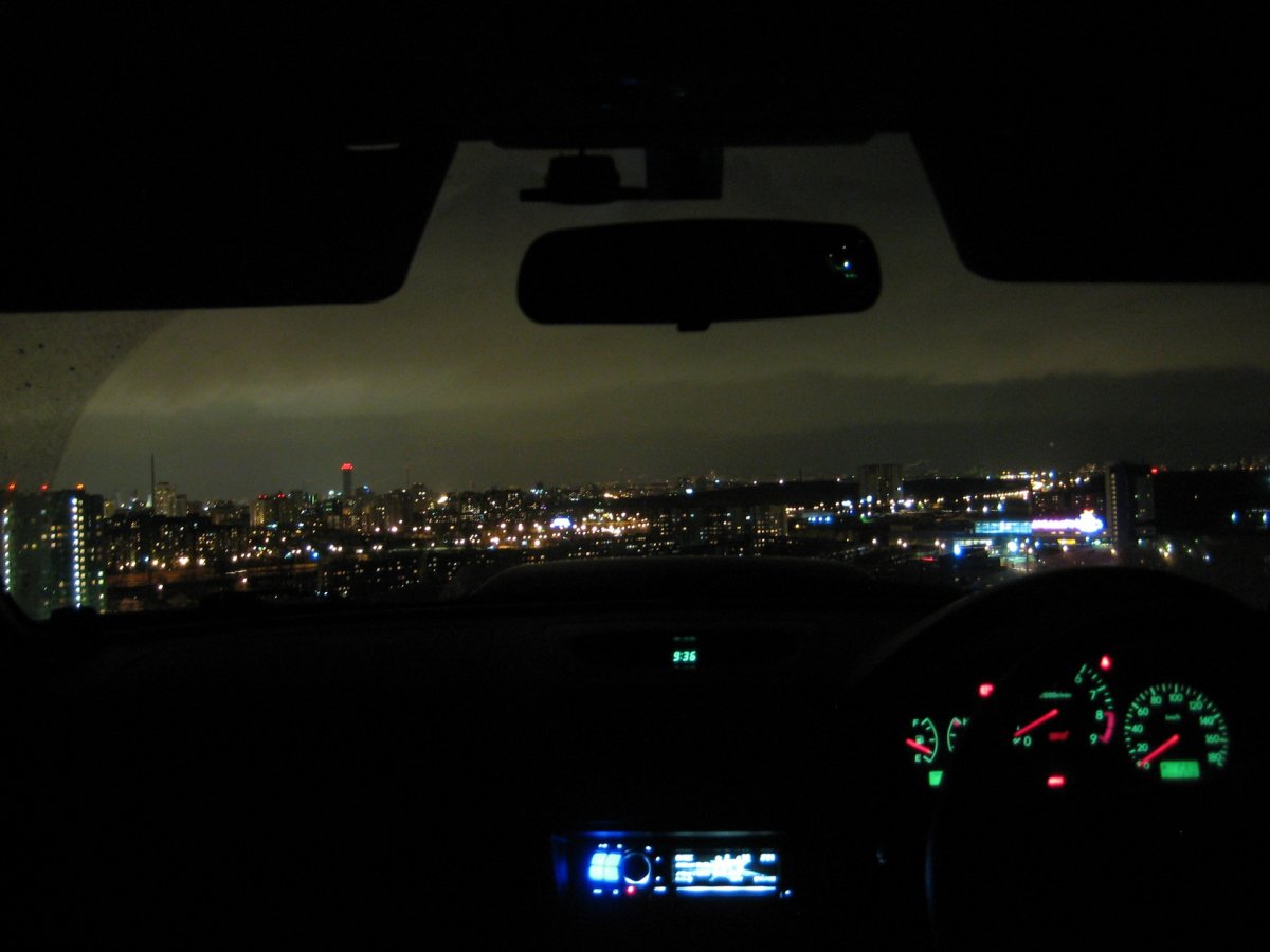 Вид из кабины автомобиля