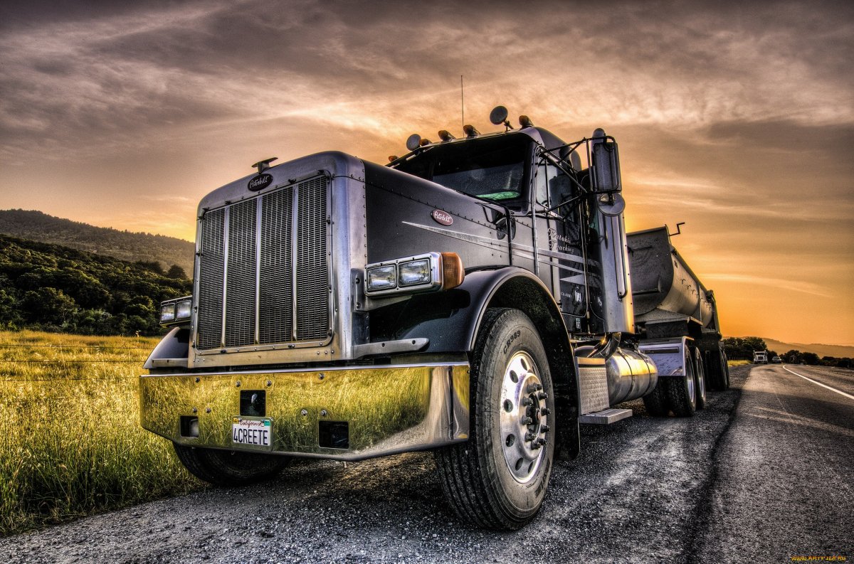 Брутальный грузовик