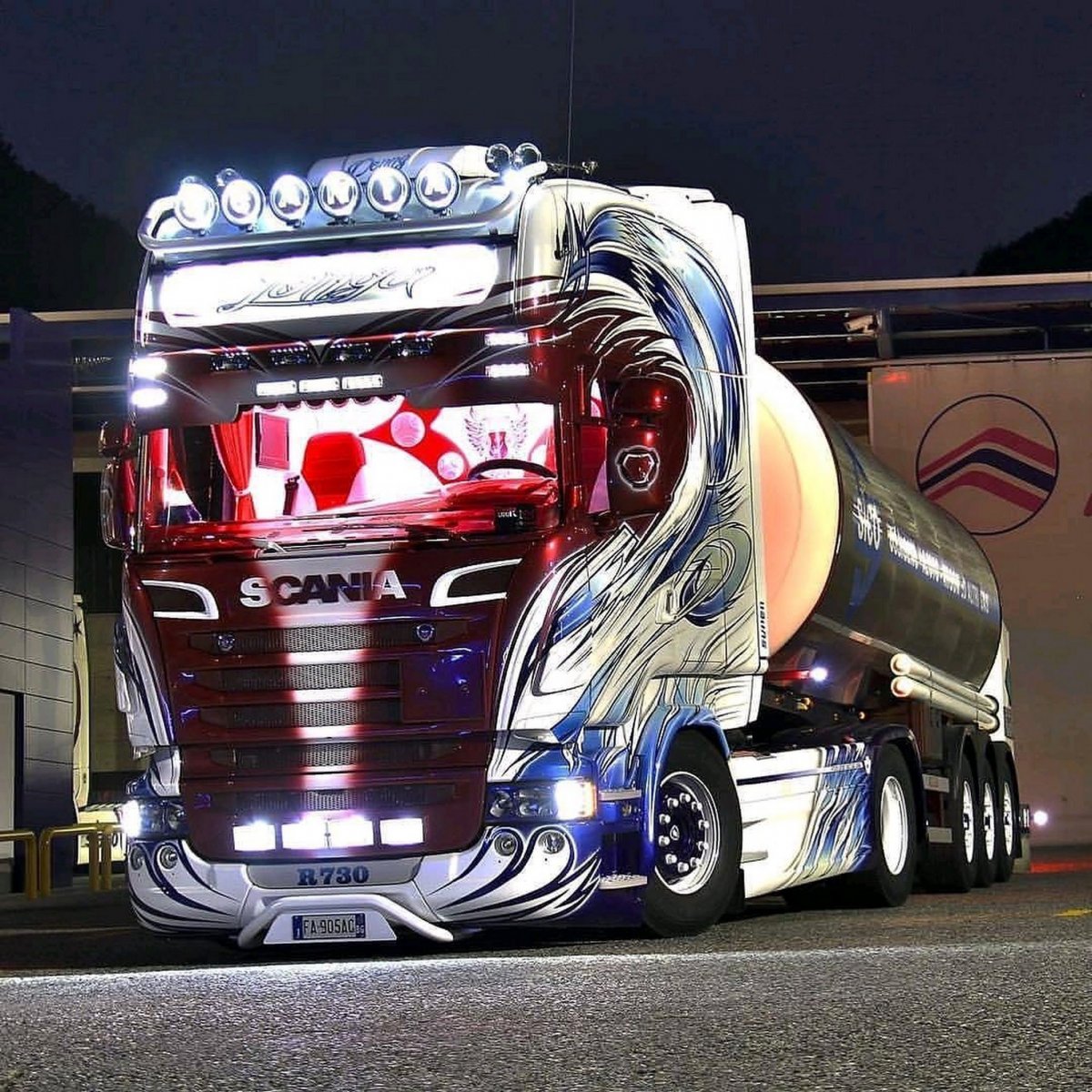 Scania 770 s v8