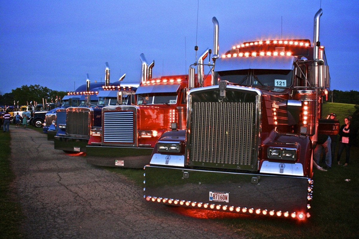 Американские траки Кенворт кабины