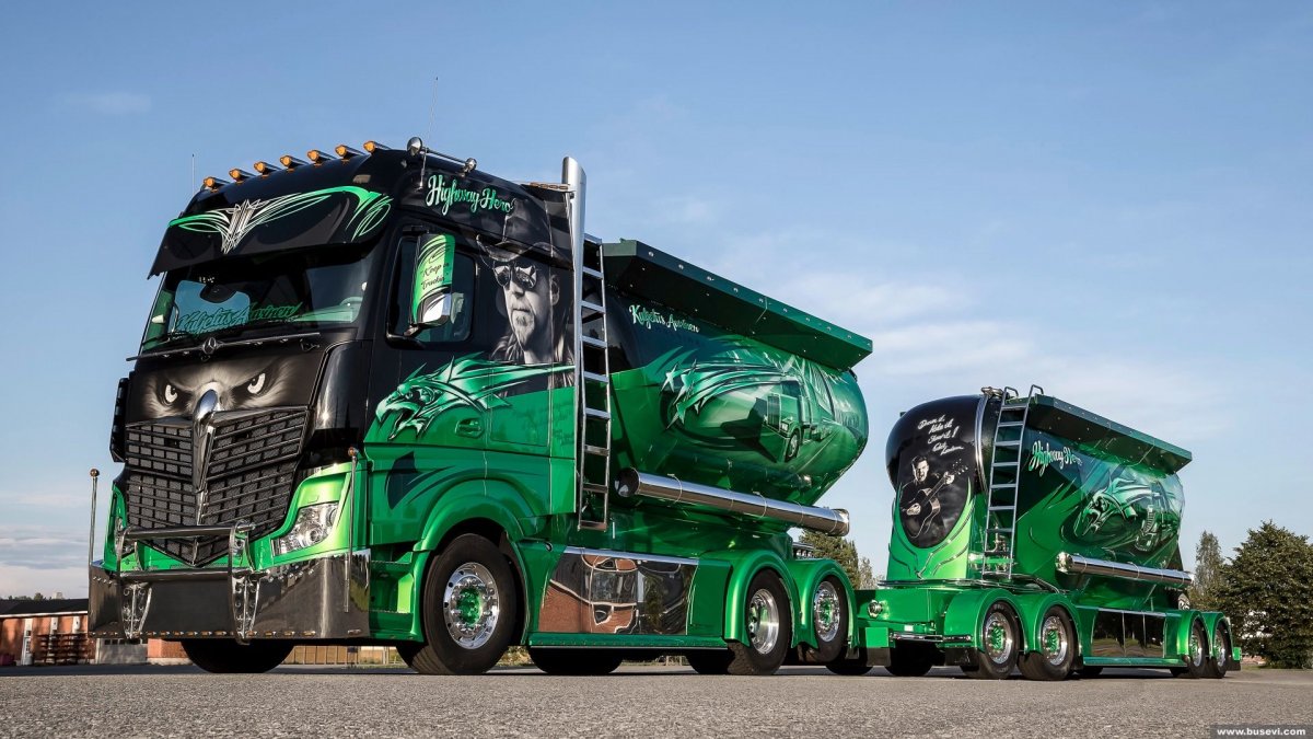 Mercedes-Benz Actros Highway Hero