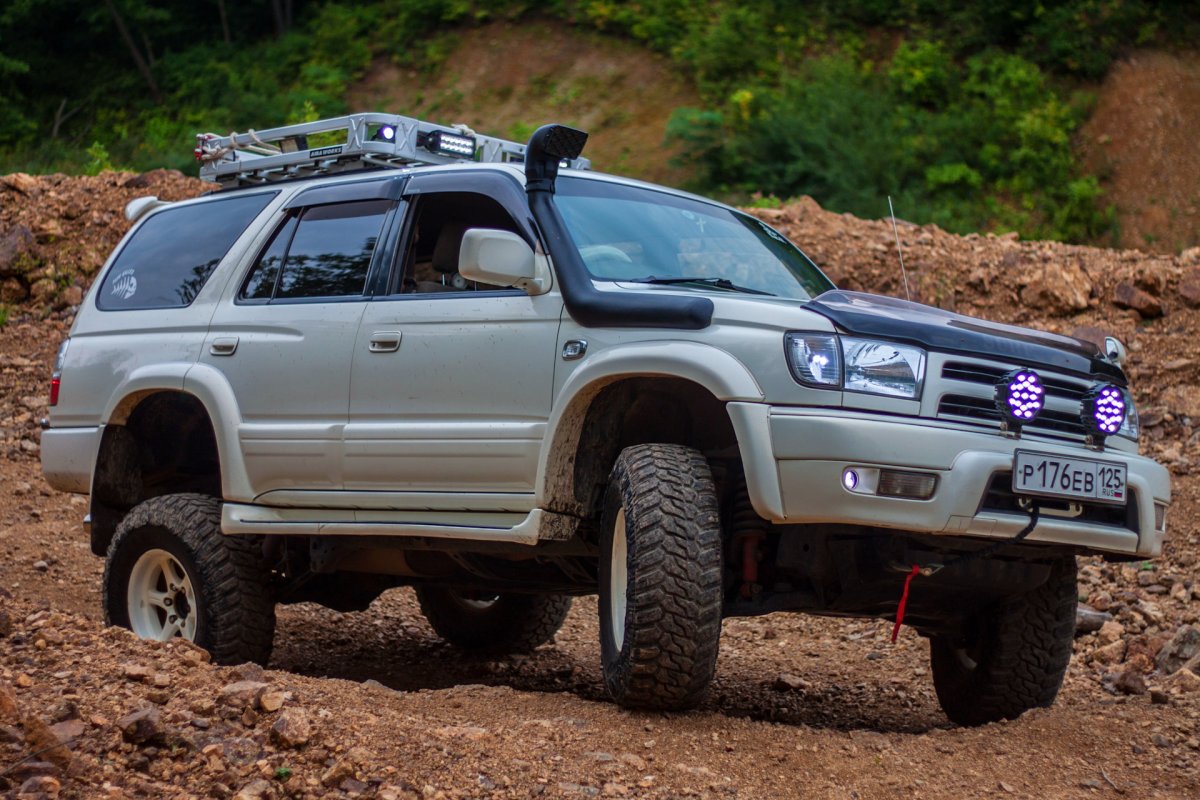 Тойота Хайлюкс Сурф