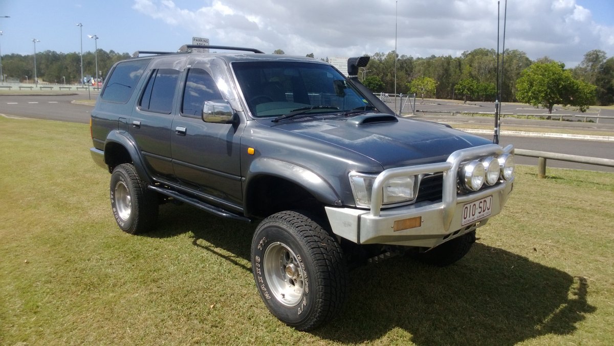 Toyota Hilux Surf 90 года 130