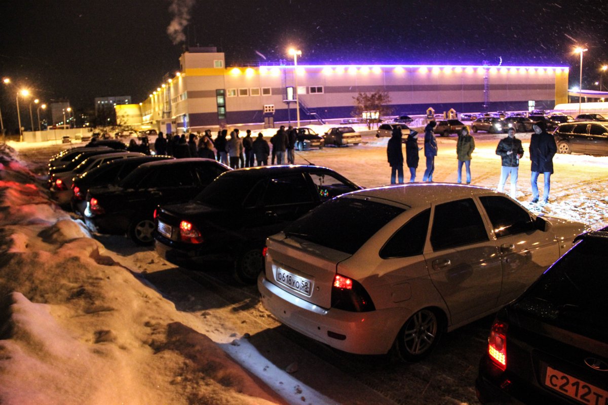 Девушка за рулем шкоды