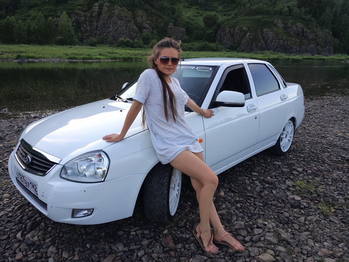 Девушки с приорами