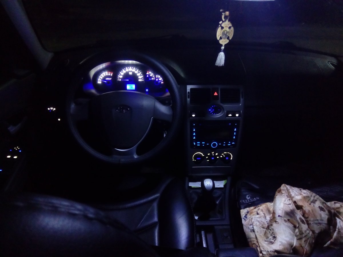 Машина ночью