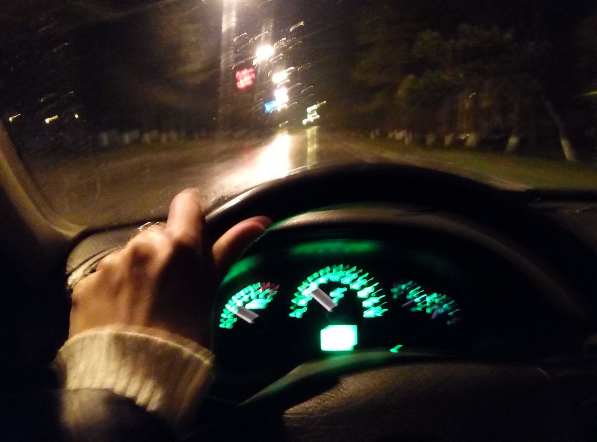 Девчонка в черной приоре