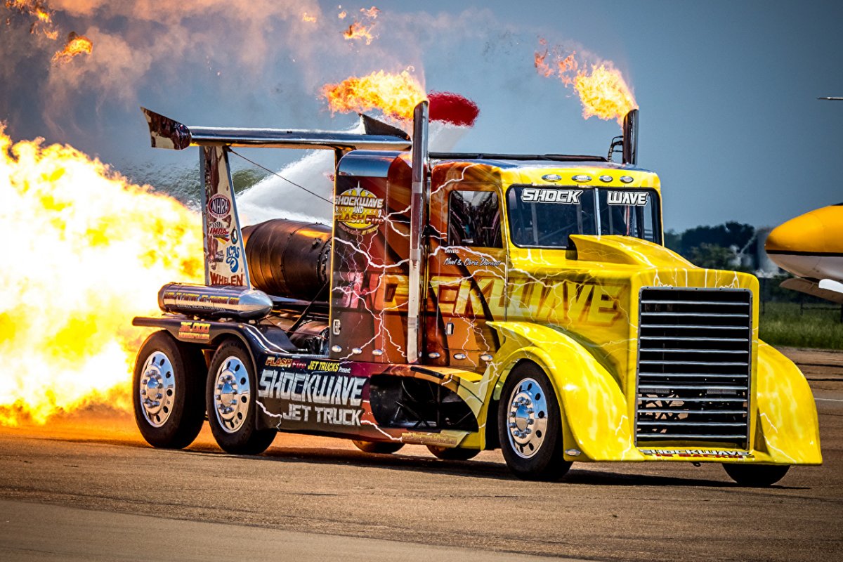 Шоквейв грузовик