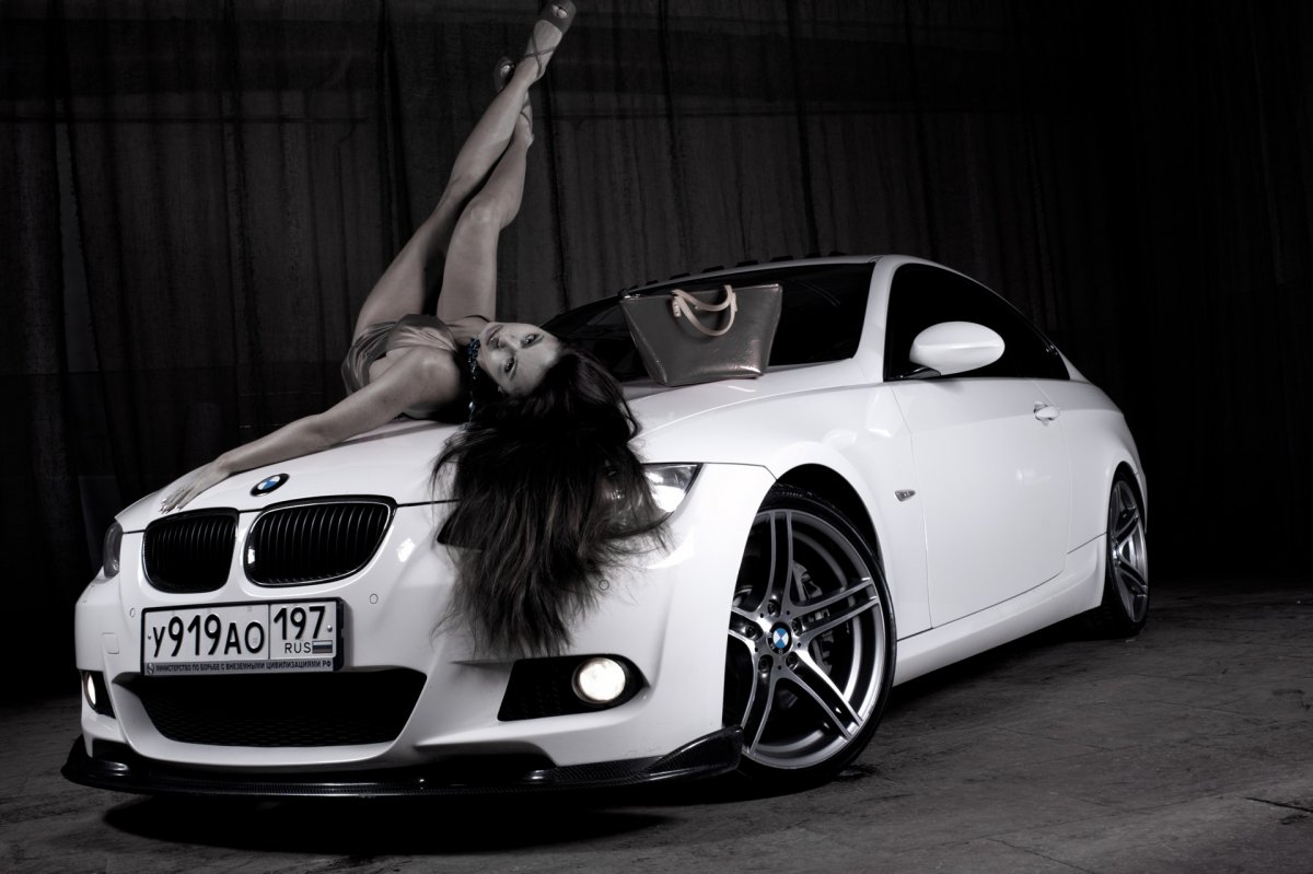 BMW e92 girl