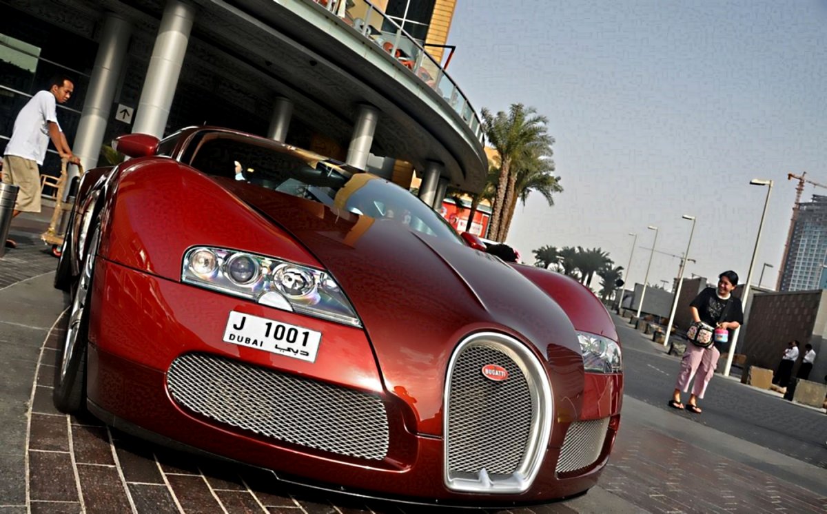 Золотой Мерседес арабского шейха