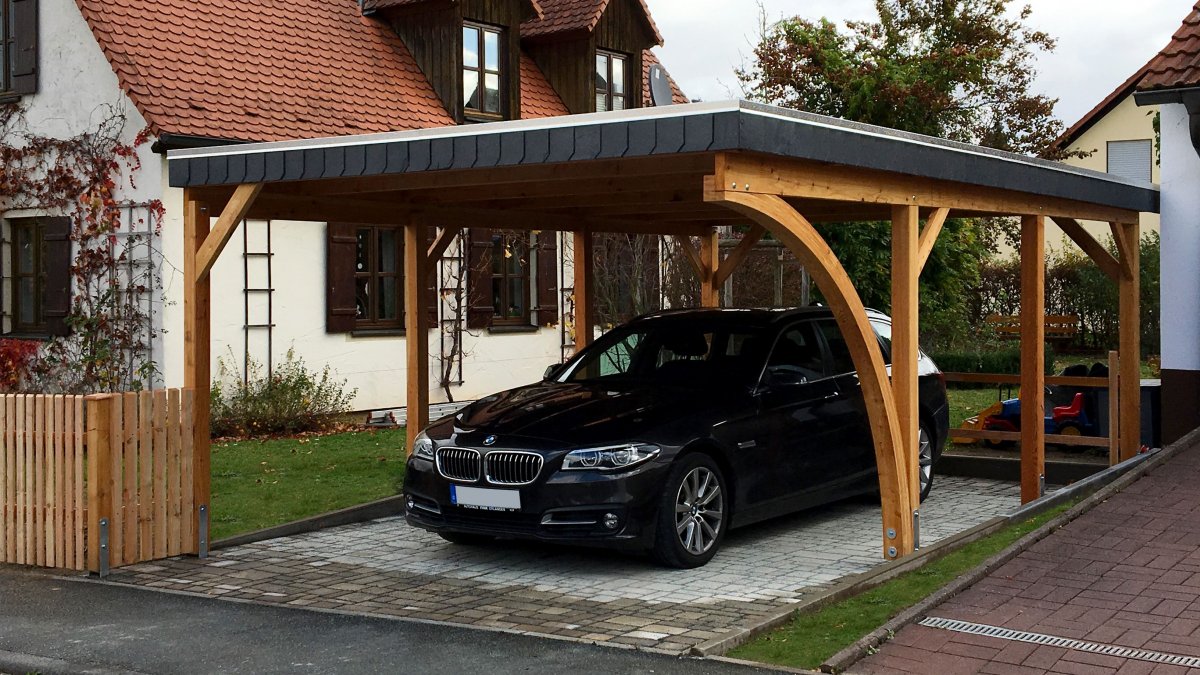 Навес для машины пристроенный к дому