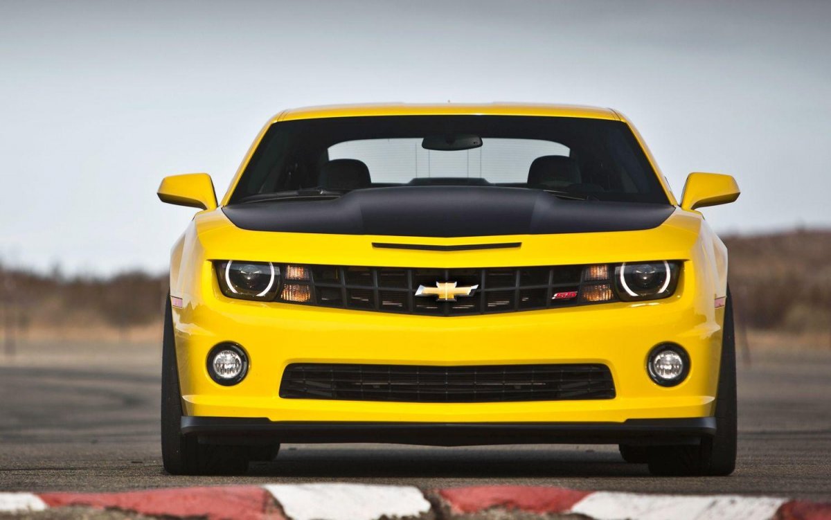 Chevrolet Camaro zl1 Бамблби