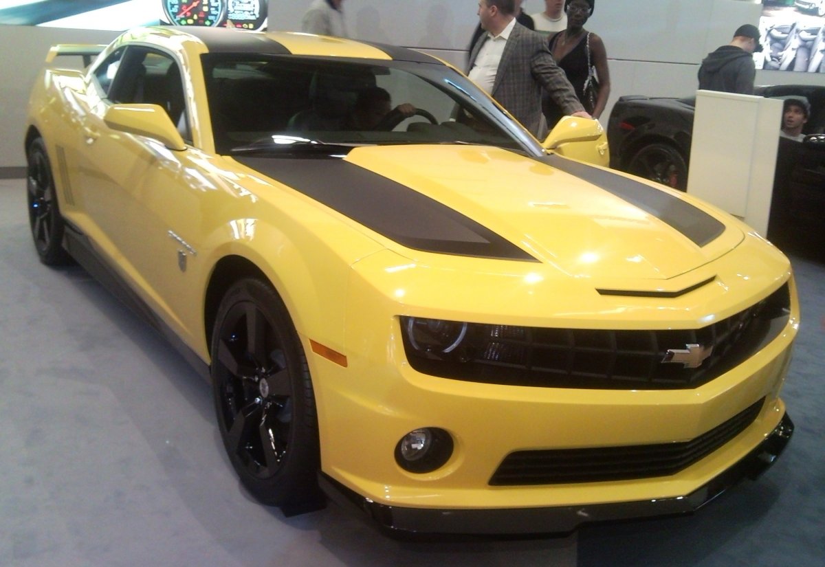 Chevrolet Camaro Бамблби