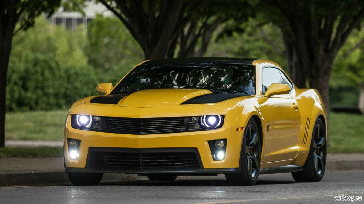 Бамблби машина Камаро СС