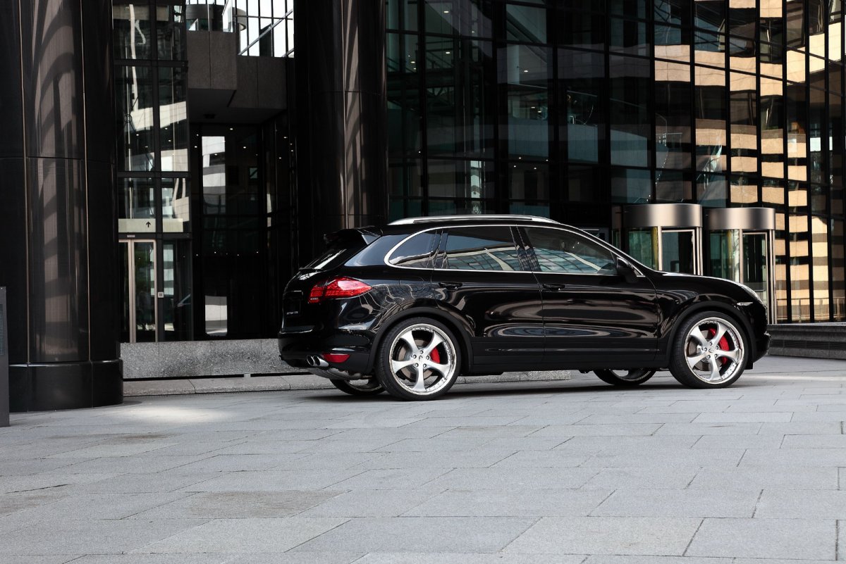 Porsche Cayenne Black 2010