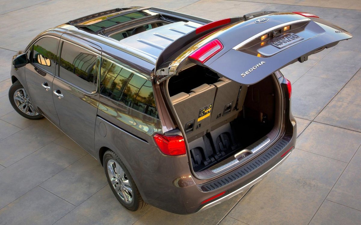 Kia Carnival 2015 салон