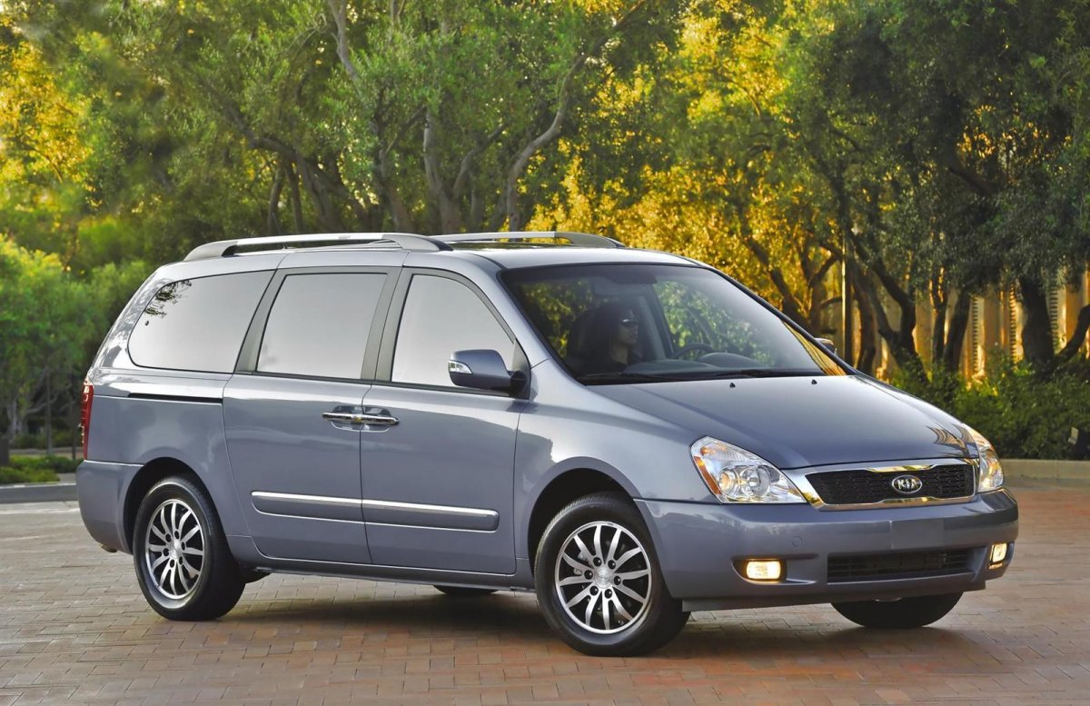 Kia Sedona 2011