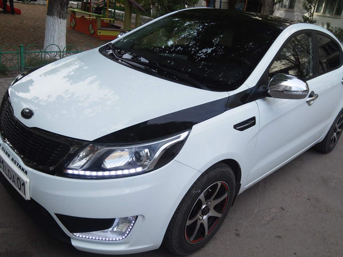 Kia Cerato 2 черная крыша