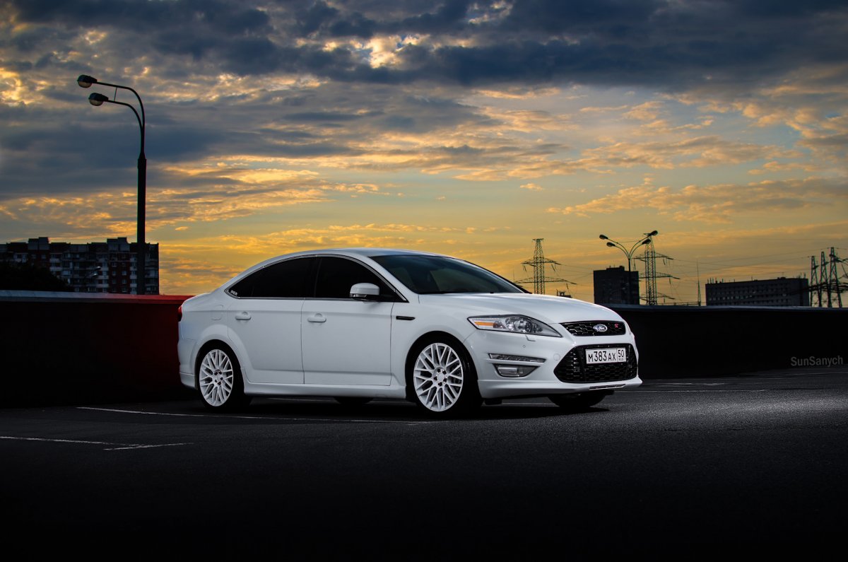 Ford Mondeo 5 белый диски
