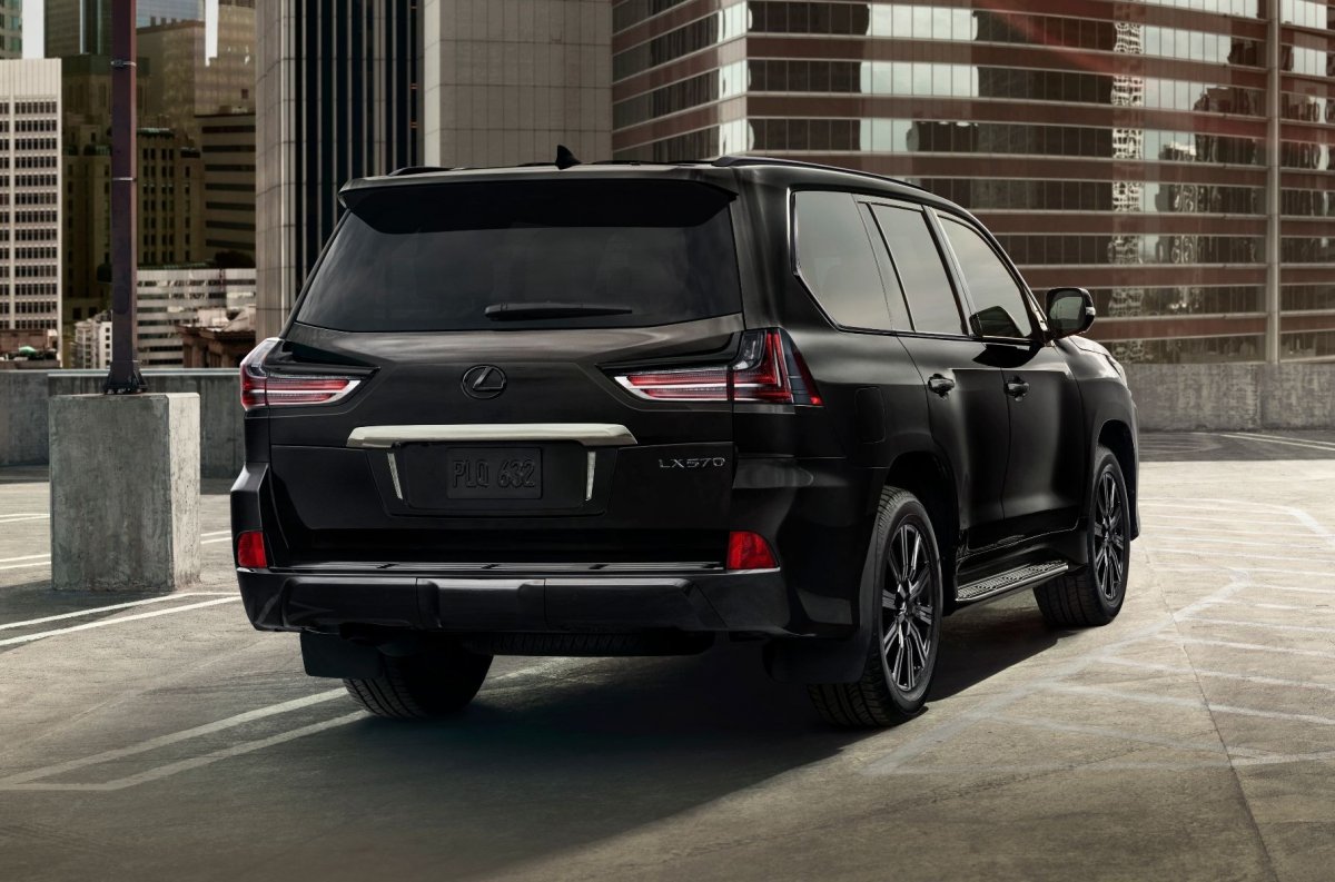 Лексус ЛХ 570 2021
