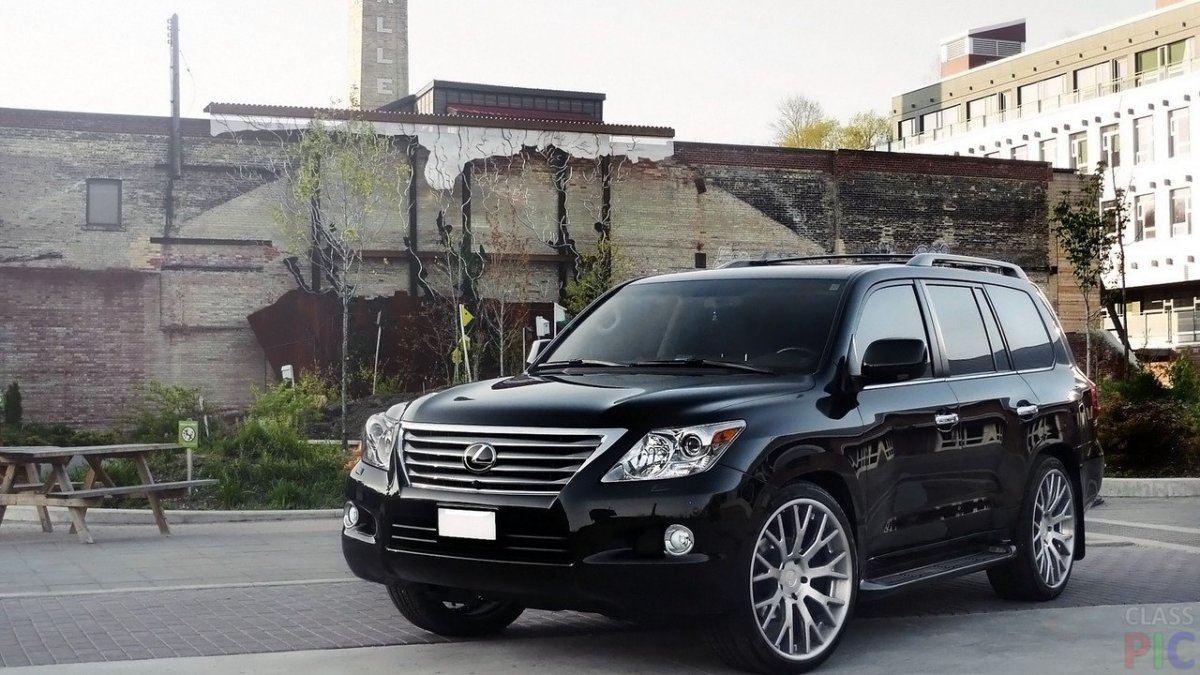 Lexus LX 570 r24