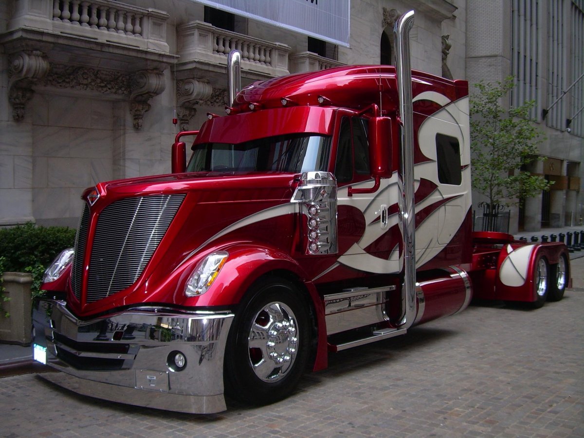 International Lonestar Custom