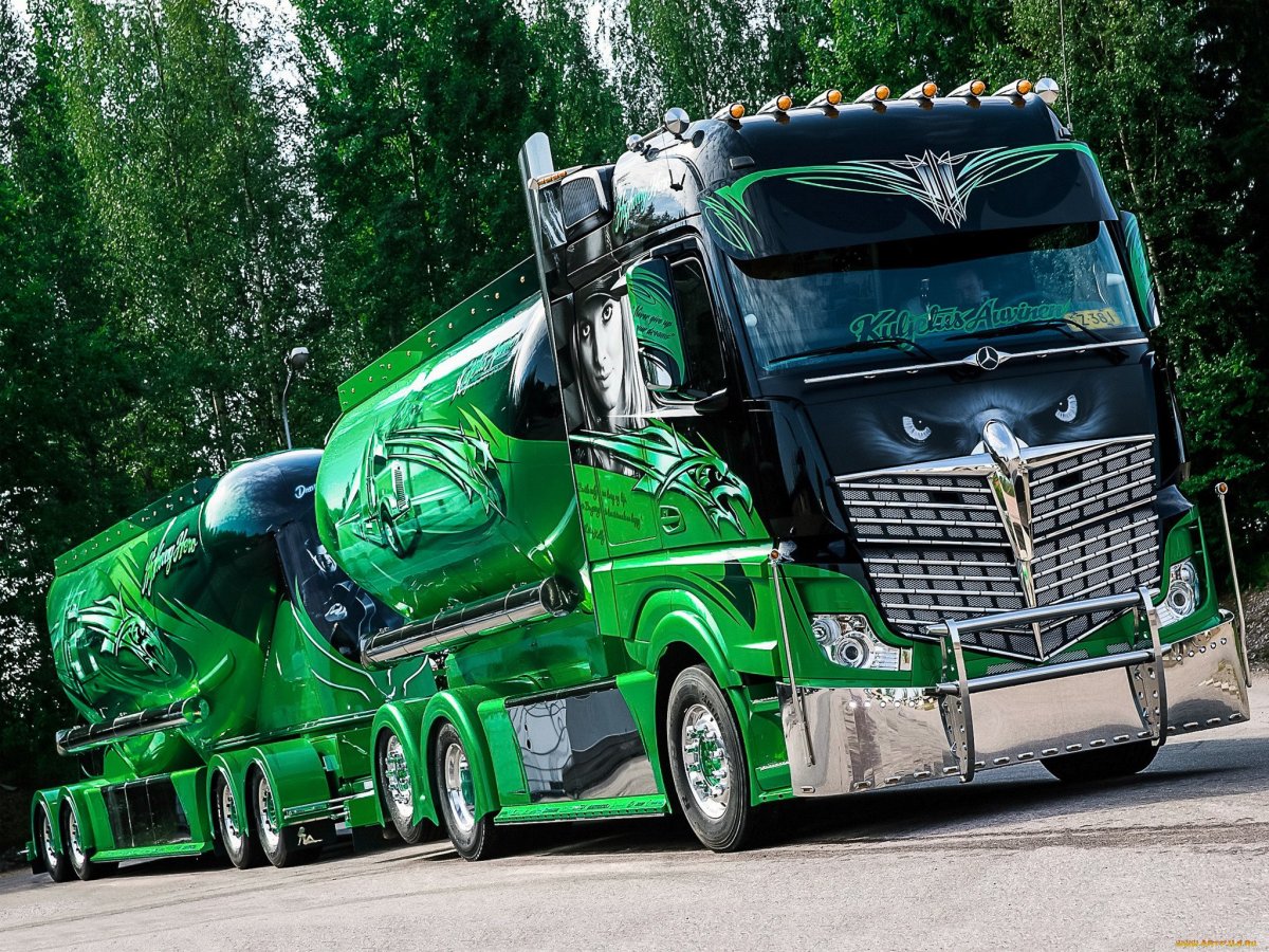 Мерседес грузовые тюнингованные
