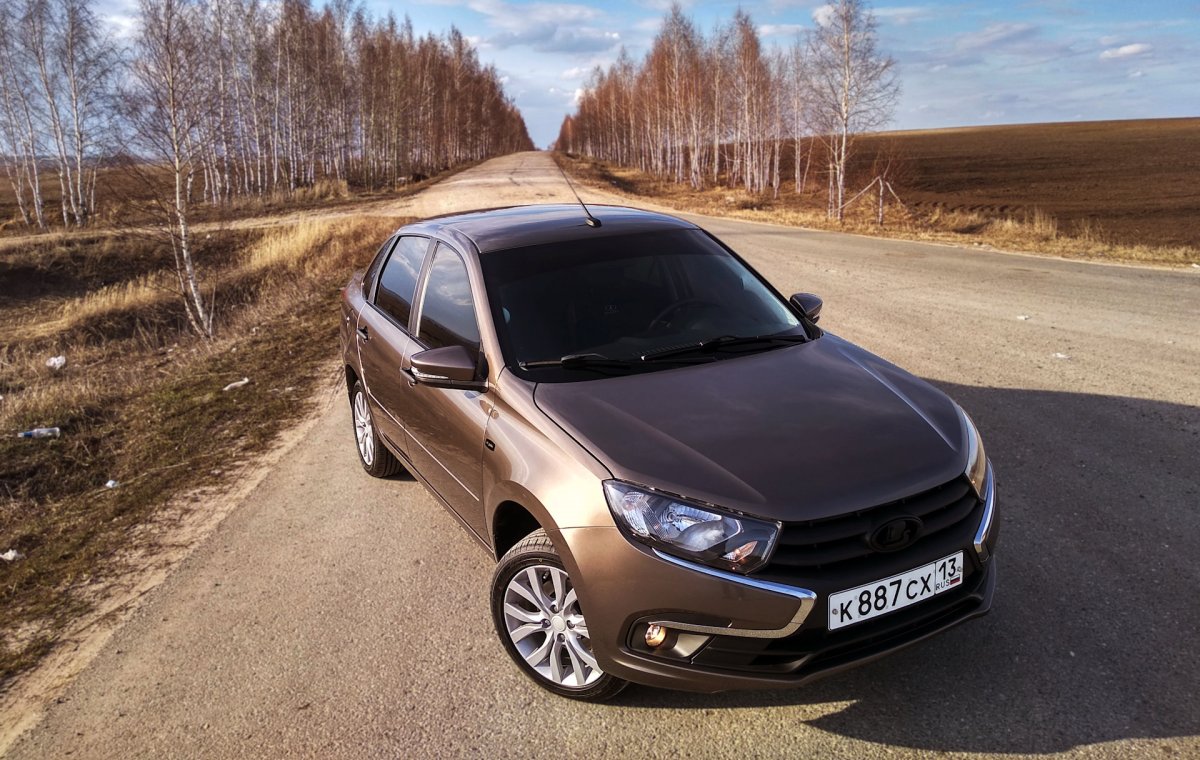 Лада Гранта лифтбек кориандр комфорт