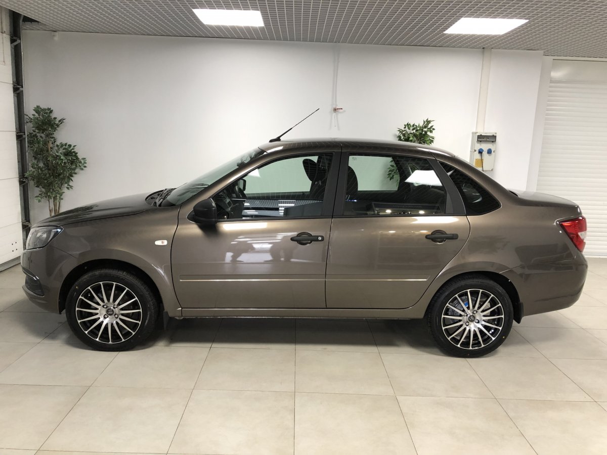 Лада Гранта FL лифтбек