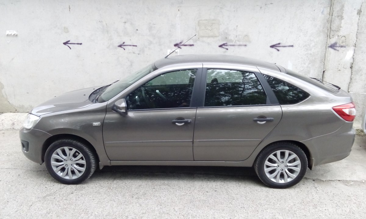 Гранта седан 2021