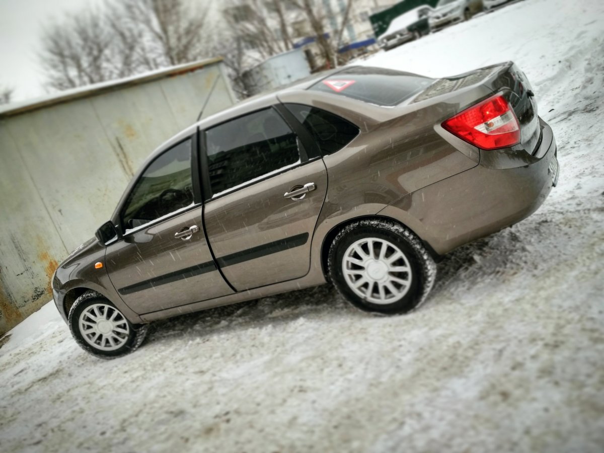 Лада Гранта лифтбек кориандр