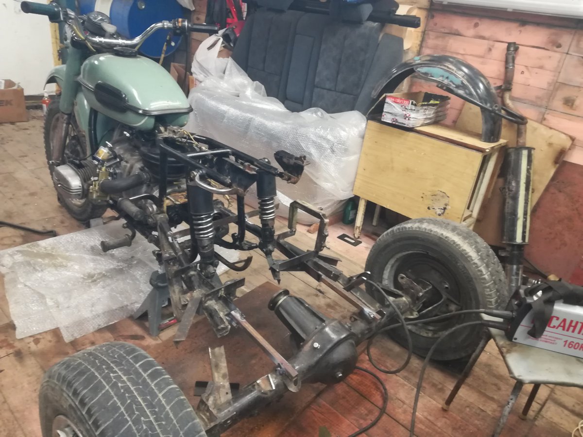 Урал трицикл муравей