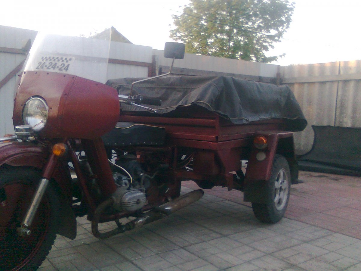 Трицикл из мотоцикла Урал с жигулевским мостом