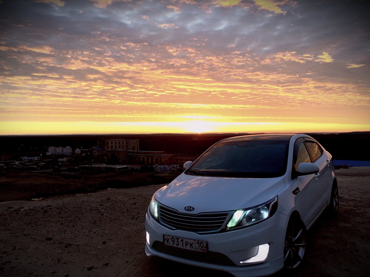 Киа Рио 3 белая опер