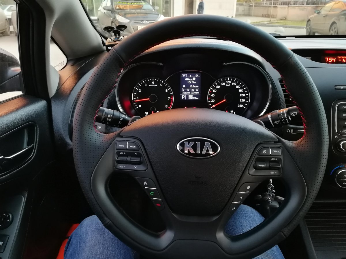 Kia Cerato 2014 руль