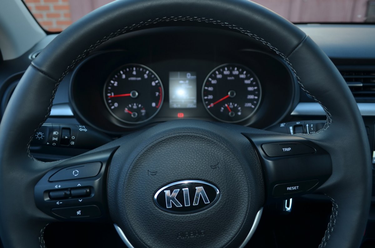 Kia Rio 2020 мультируль