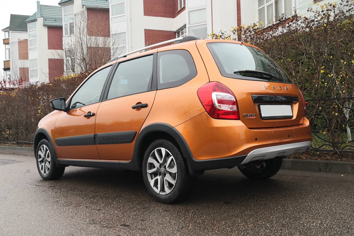 Гранта универсал кросс Борнео