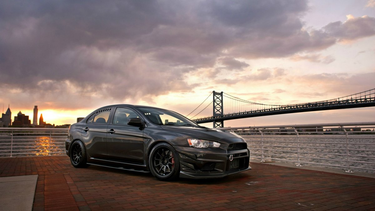 Mitsubishi Lancer Evolution 10 ЧЕРНЫЙЭ