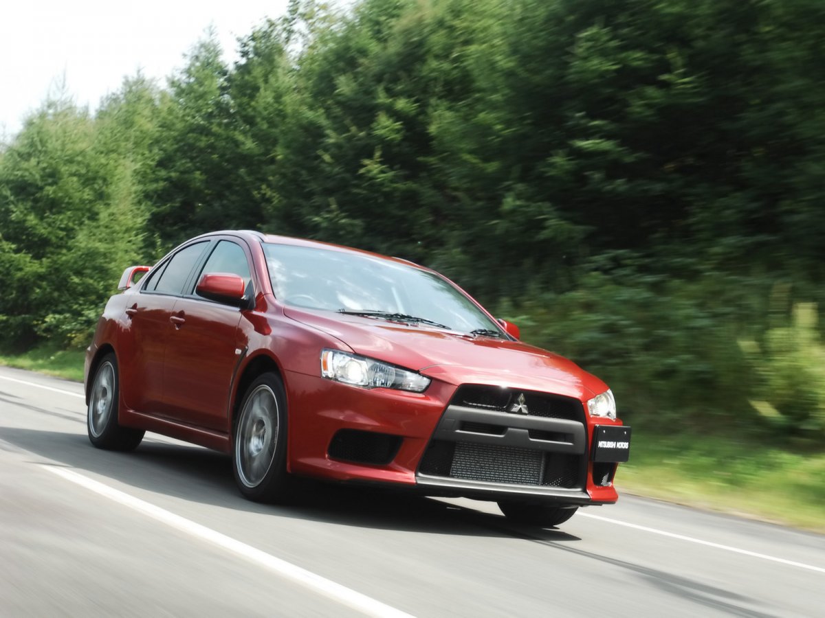 Митсубиси Лансер Эволюшн