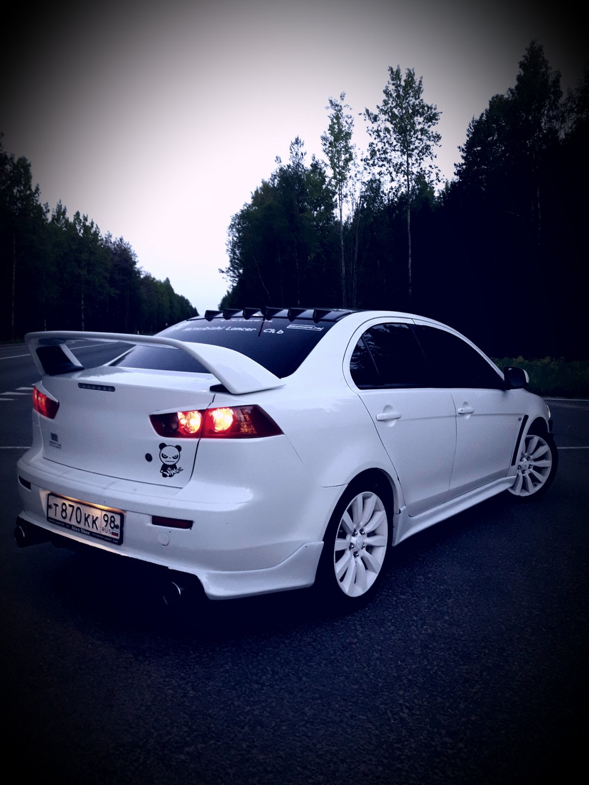 Митсубиси Лансер 10