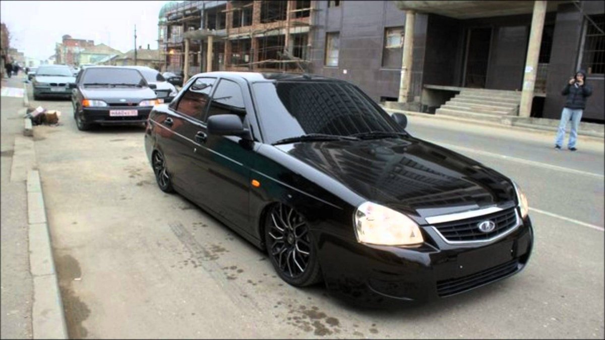 Лада Приора купе черная