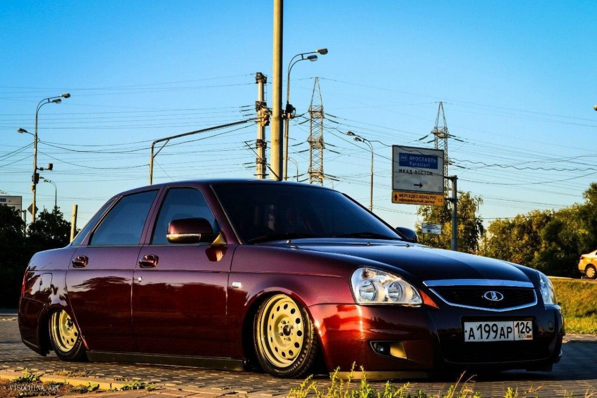 Лада Приора 4