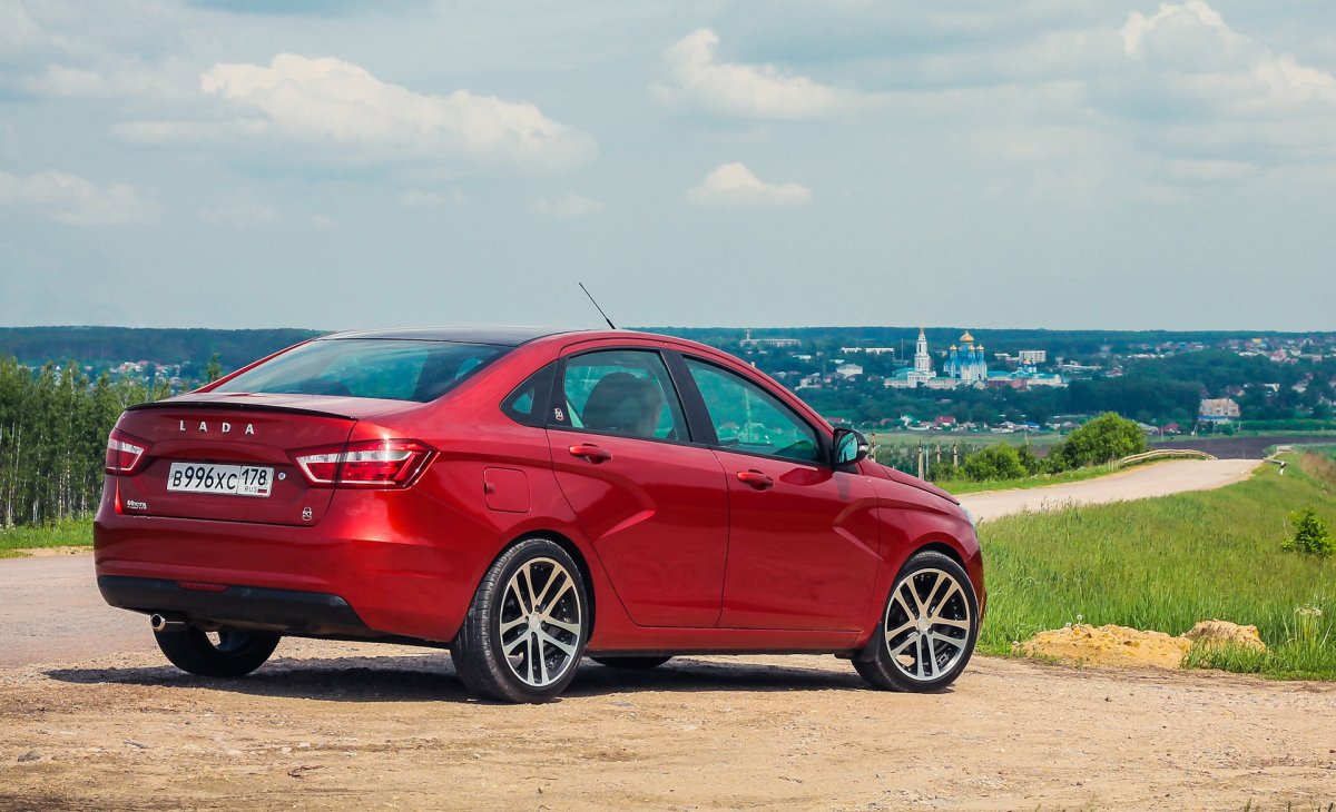 Лада Веста седан r17