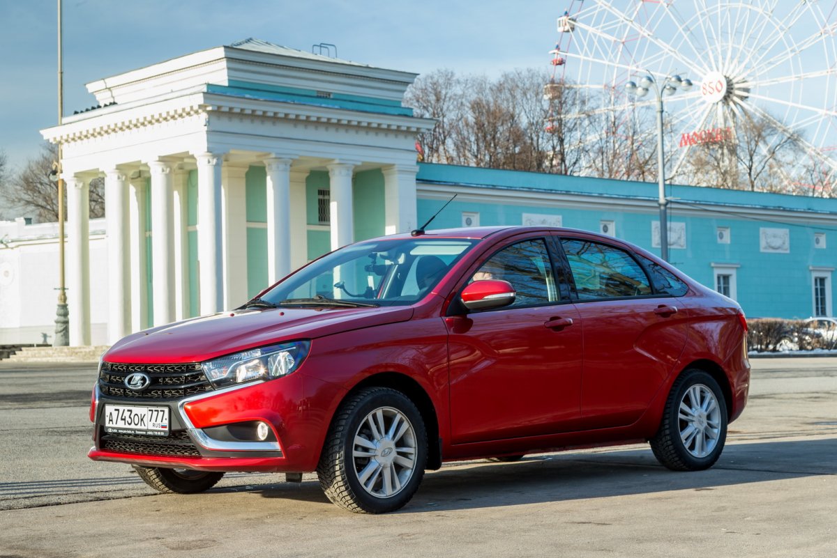 Лада Веста седан сердолик