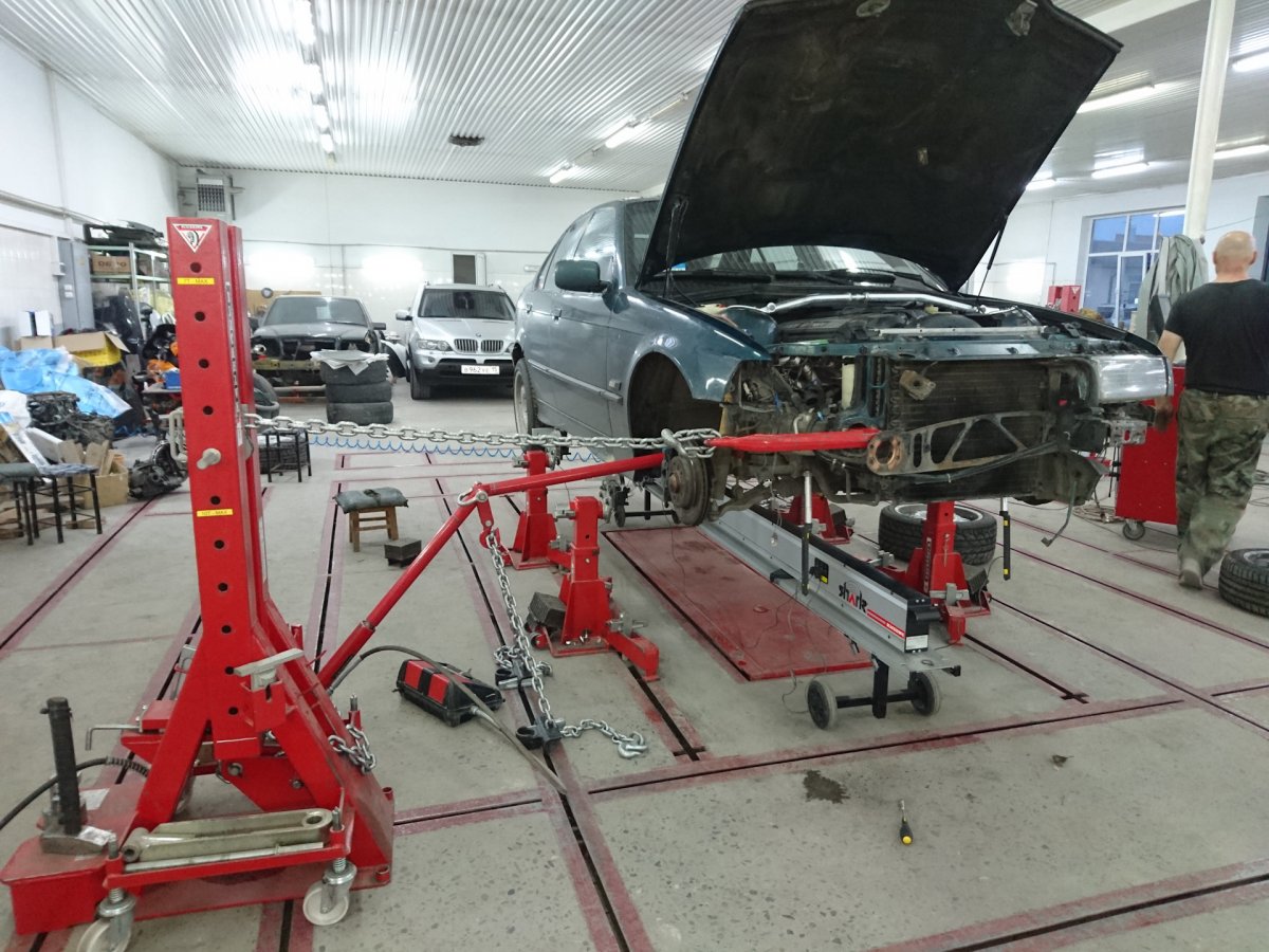 Стапель БМВ е36